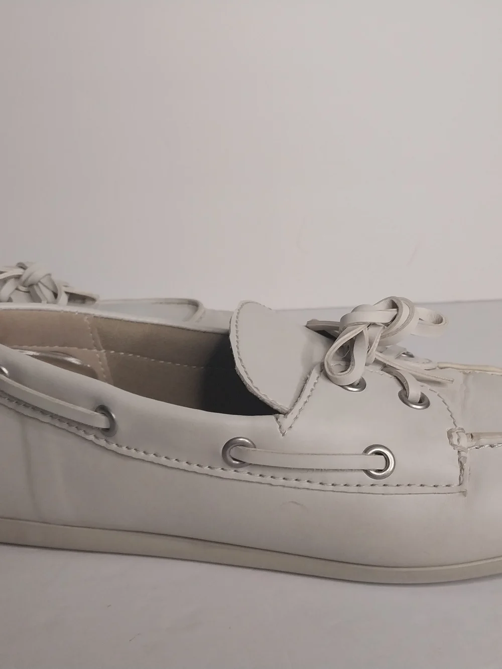 Tommy Bahama White Leather Espadrille Boat Shoes